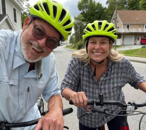 Elizabeth Francis Frakes parents Genie Francis and Jonathan Frakes.